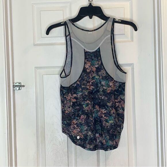 Lululemon Dappled Daze Multi Sculpt Tank II Size 2 - Picture 5 of 9